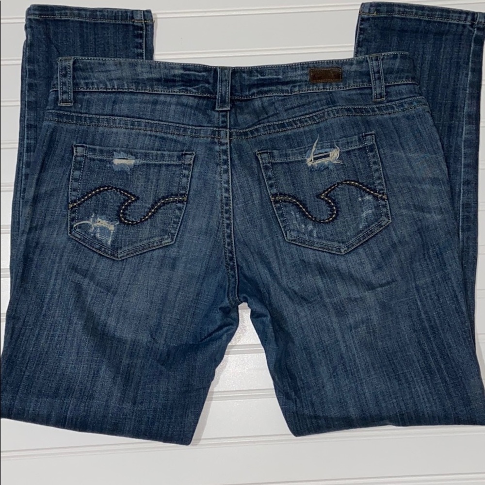 Refuge Distressed Jeans - Picture 6 of 6